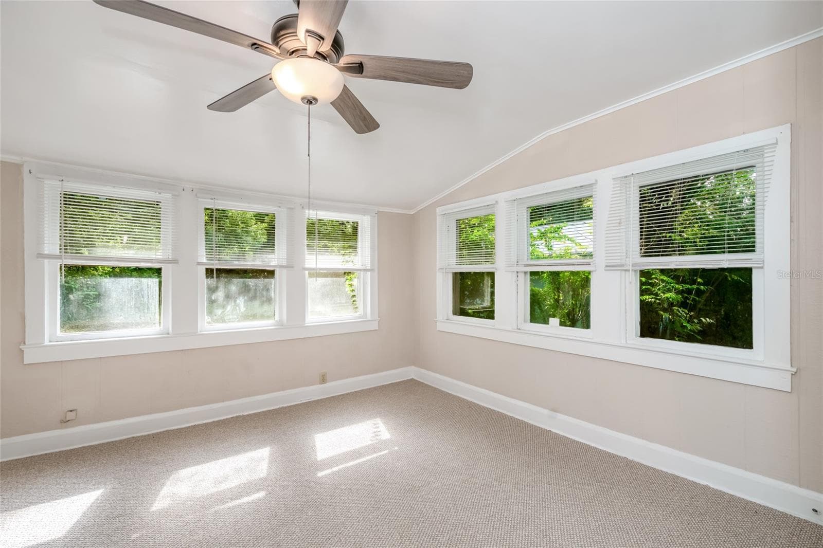 Single Family Residence at 4109 N SUWANEE AVE, TAMPA, photo 18 of 40