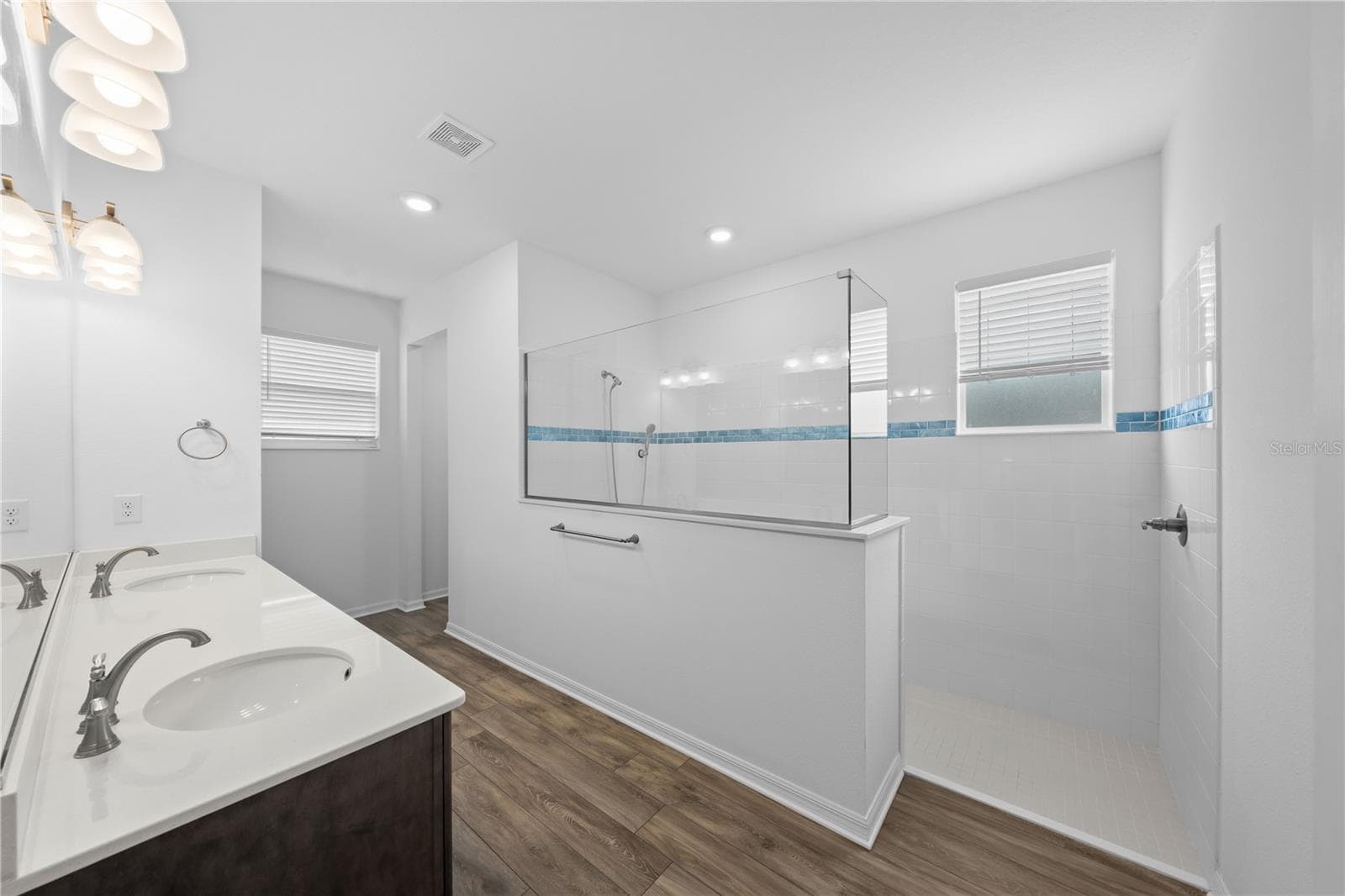 Primary Bathroom - 9753 SW 103RD AVE, OCALA