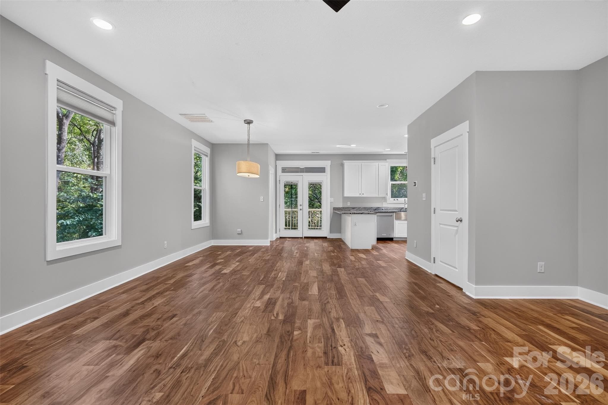 Expansive living & dining - 134 Shelburne Road, Asheville