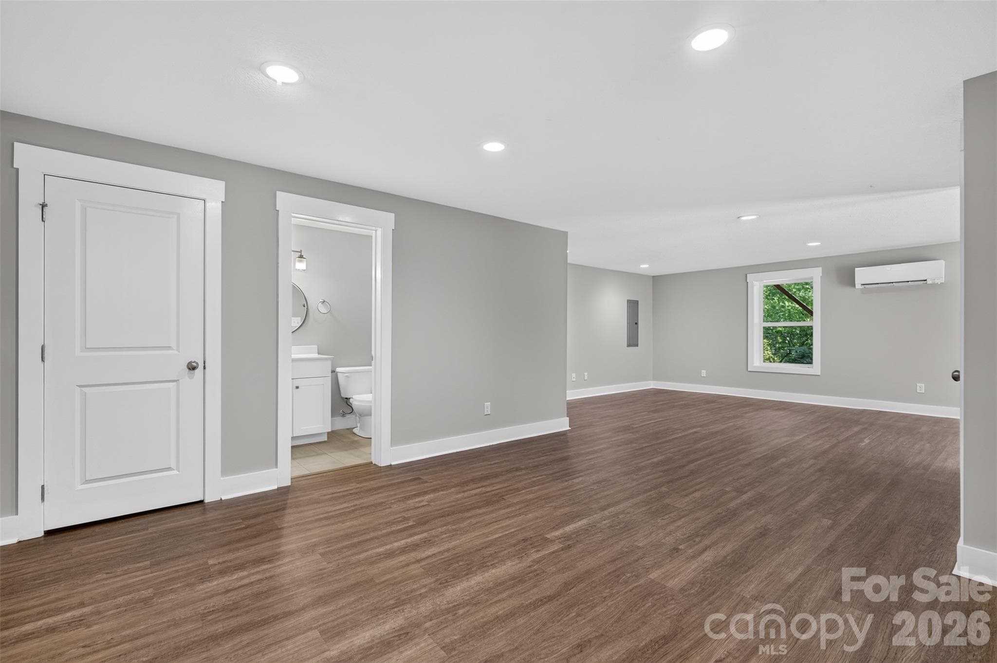 Single Family Residence at 134 Shelburne Road, Asheville, photo 28 of 38