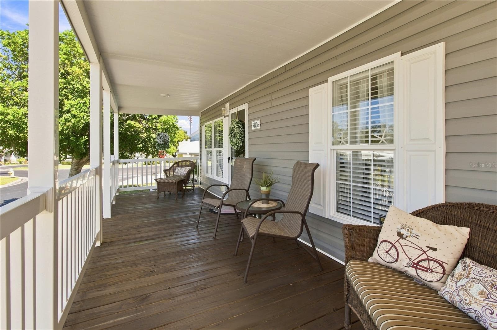 Manufactured Home at 3106 TERRA SIESTA BLVD, ELLENTON, photo 6 of 45
