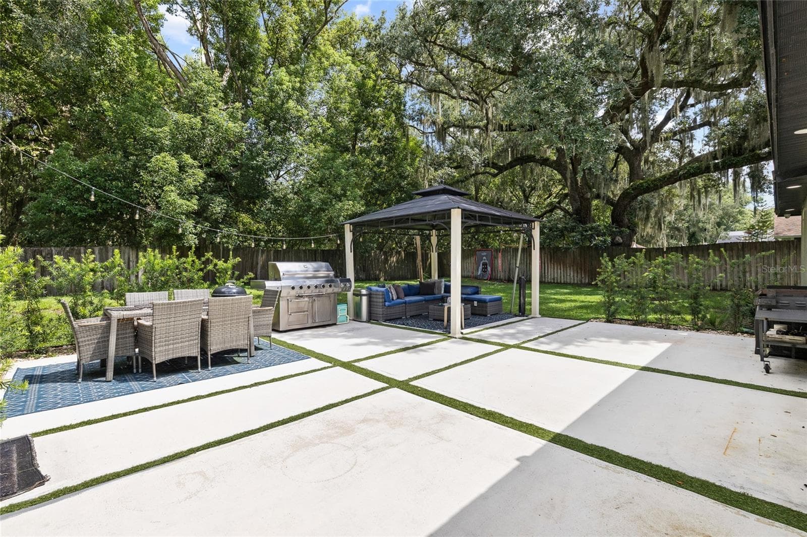 Single Family Residence at 677 ADRIANE PARK CIR, KISSIMMEE, photo 4 of 59