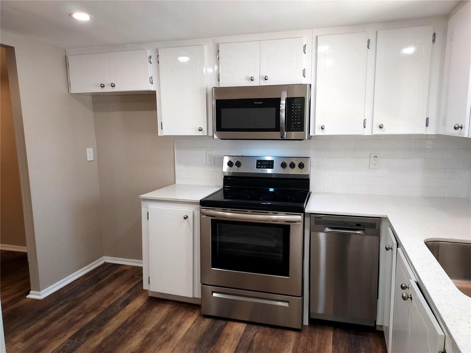 Condominium at 3520 LAKE BAYSHORE DR #K111, BRADENTON, photo 10 of 21