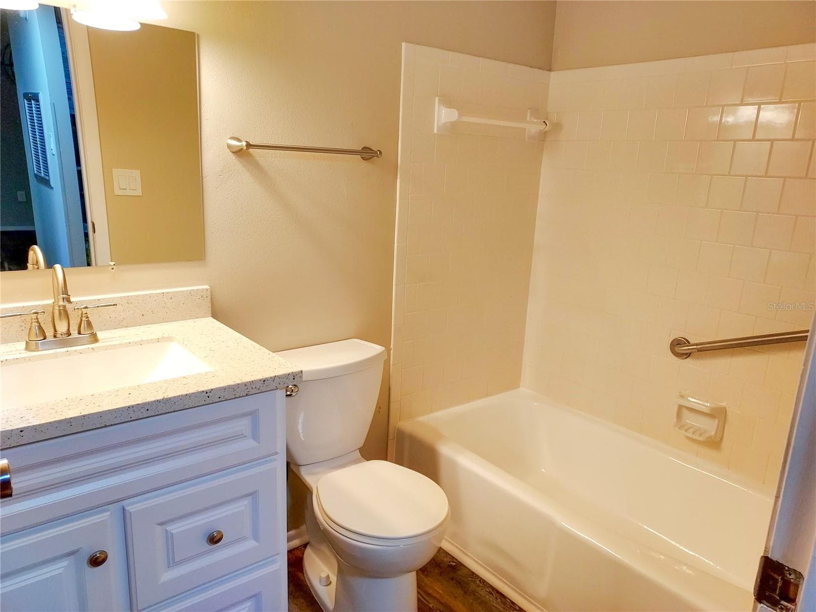 Condominium at 3520 LAKE BAYSHORE DR #K111, BRADENTON, photo 16 of 21
