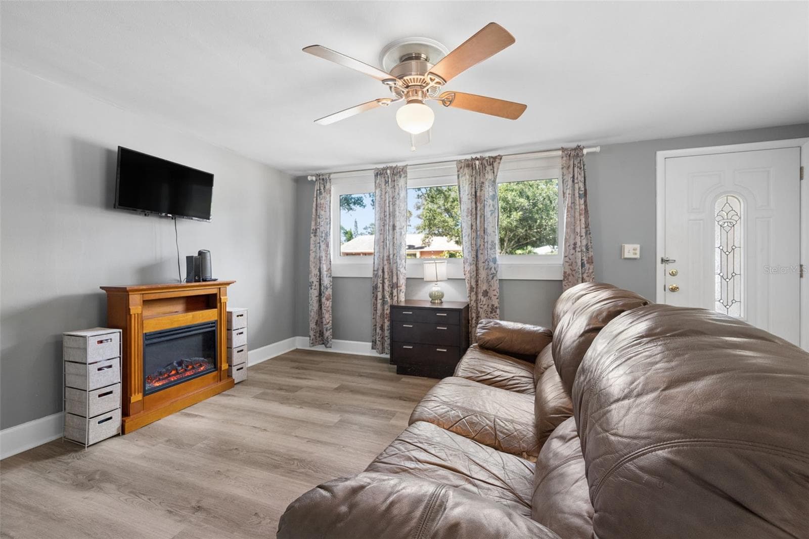 Single Family Residence at 629 LEXINGTON ST, DUNEDIN, photo 16 of 61
