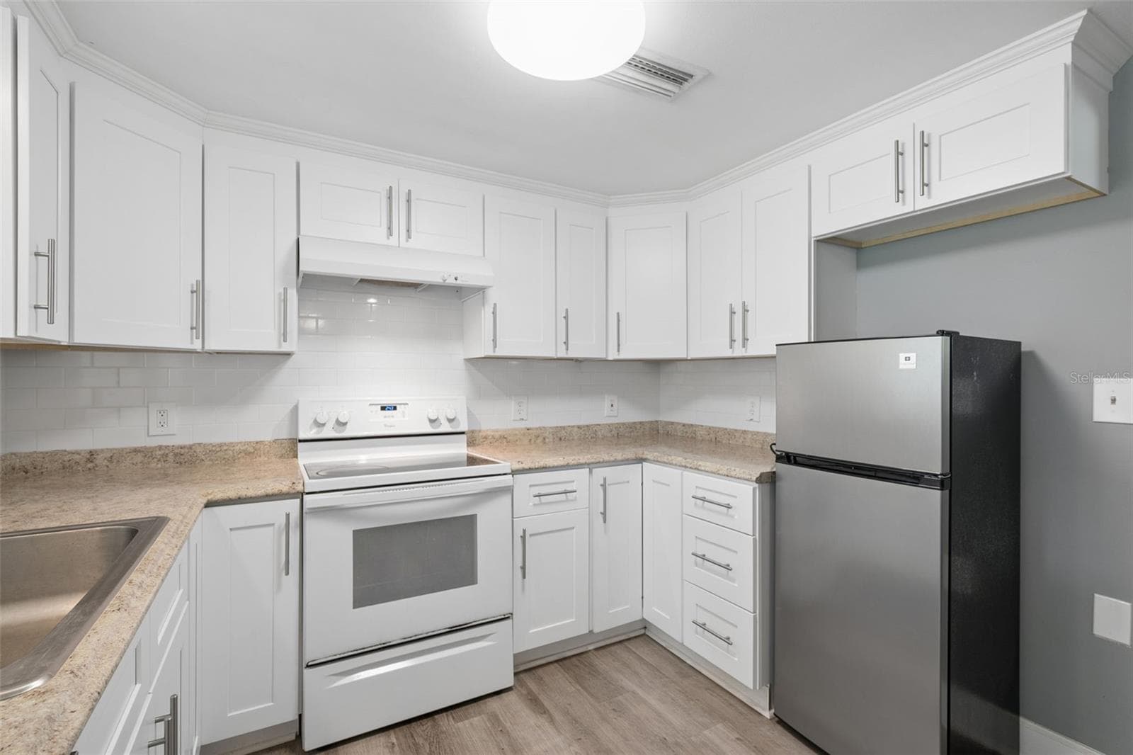 Single Family Residence at 629 LEXINGTON ST, DUNEDIN, photo 21 of 61