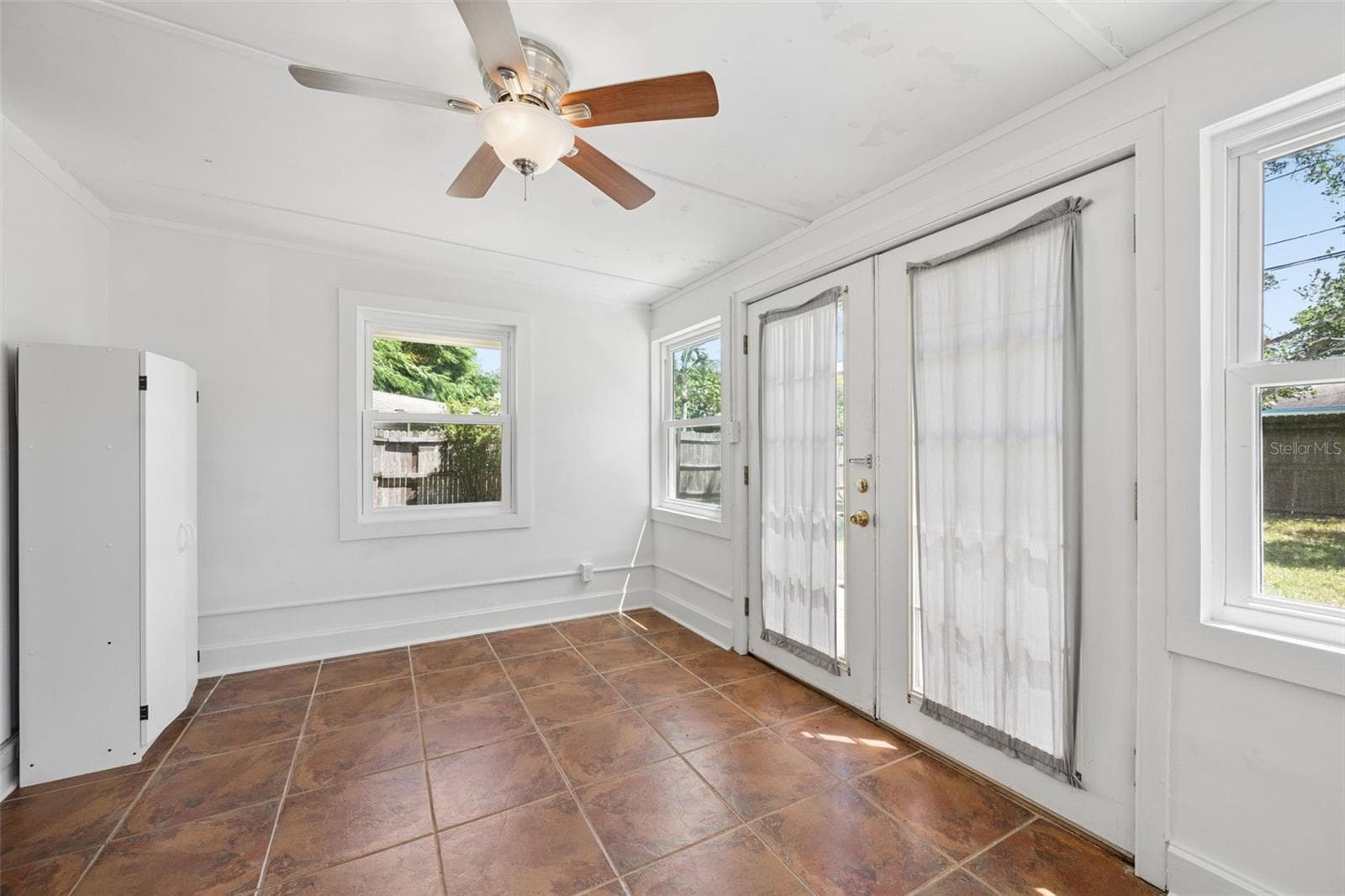 Single Family Residence at 629 LEXINGTON ST, DUNEDIN, photo 28 of 61