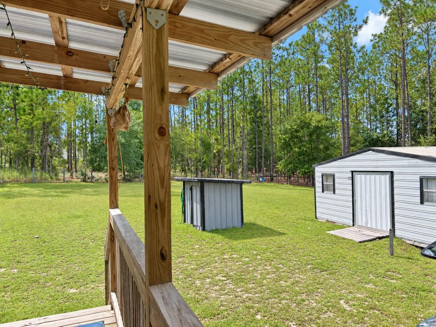 Manufactured Home at 13191 NE 9TH ST, WILLISTON, photo 5 of 21