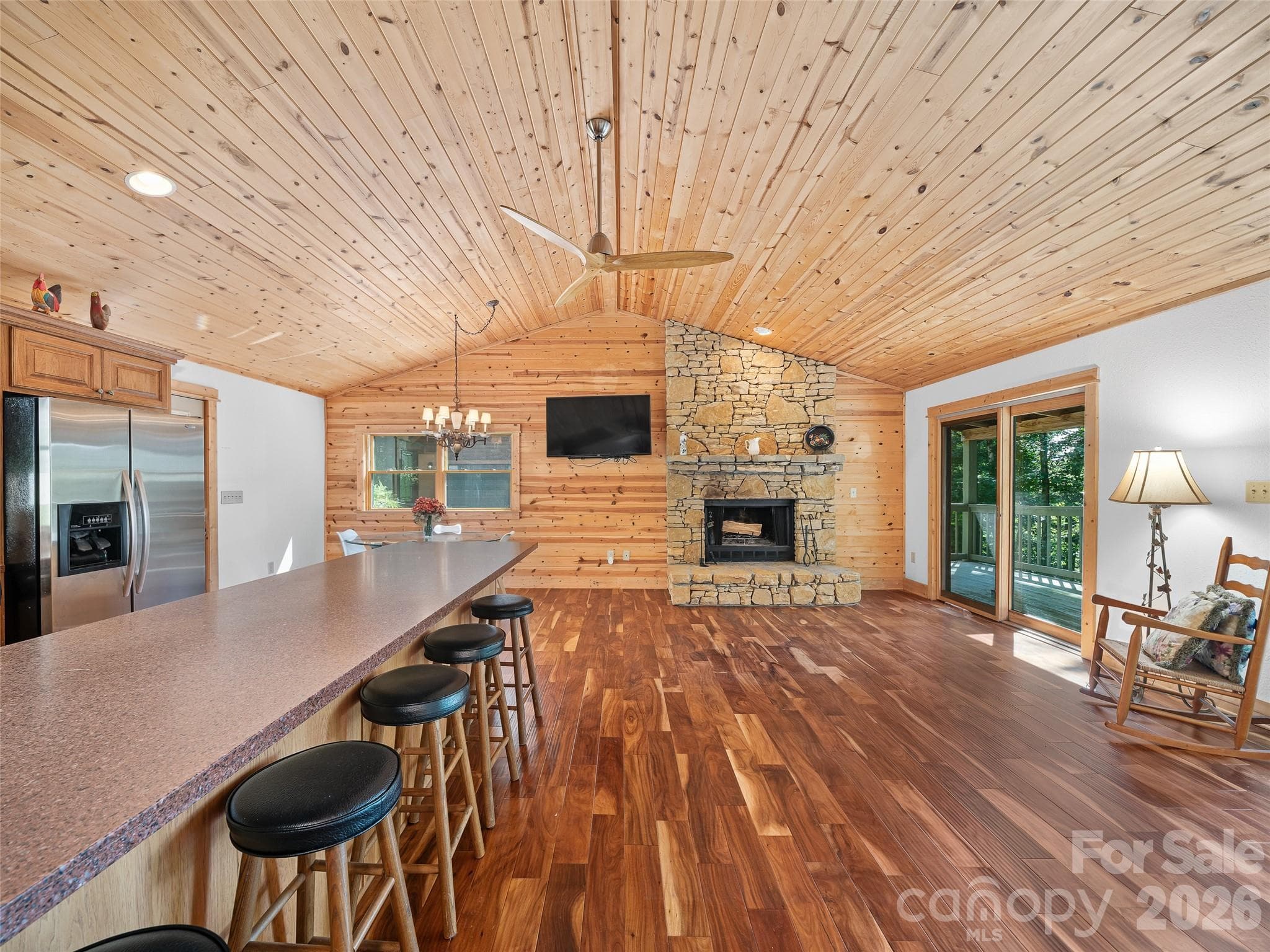 Single Family Residence at 73 Oak Ridge Court, Mars Hill, photo 4 of 44