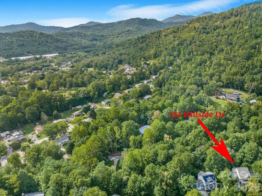 Beautiful Swannnanoa! - 151 Hillside Drive, Swannanoa