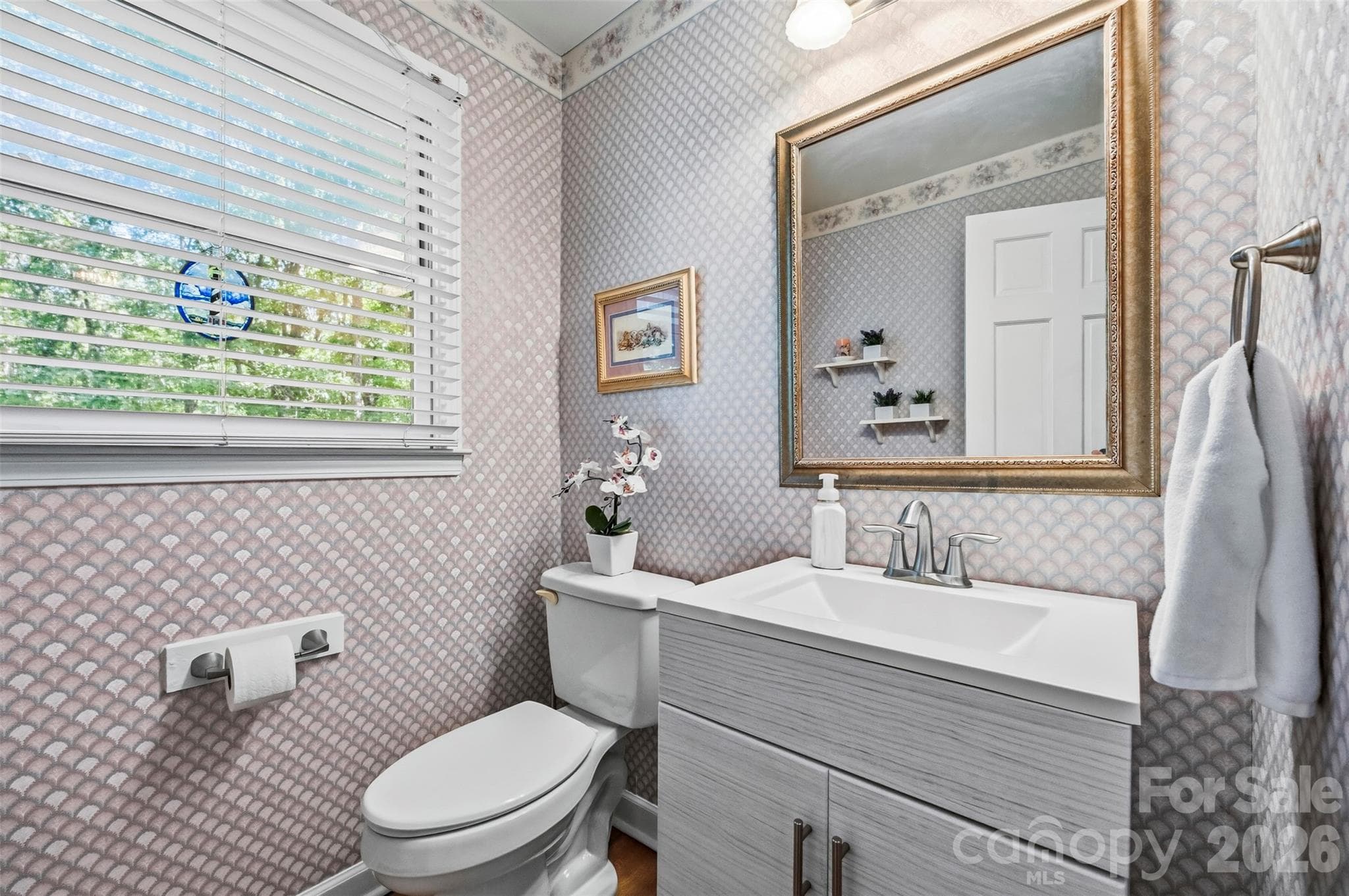 Single Family Residence at 6366 Green Oak Drive, Stanfield, photo 34 of 89