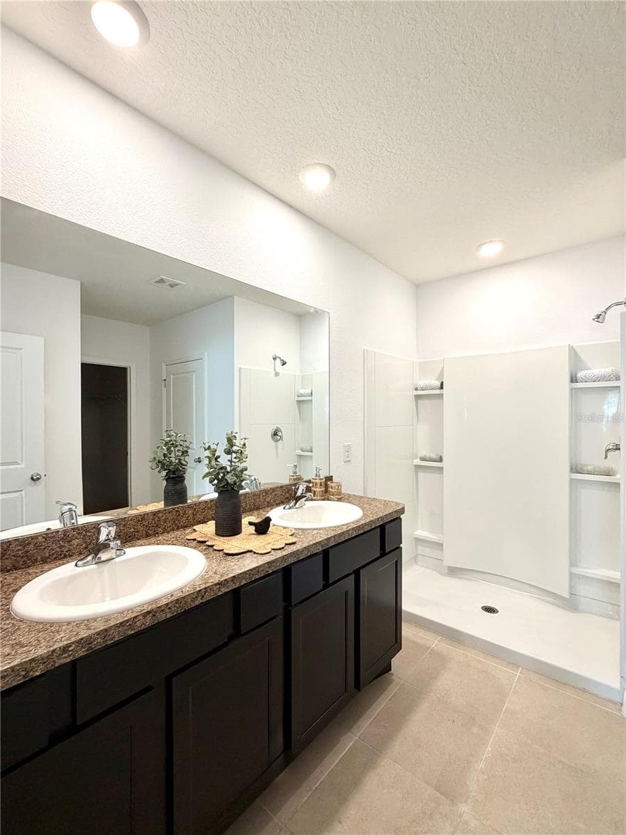 Single Family Residence at 4275 NE 31ST ST, OCALA, photo 13 of 25