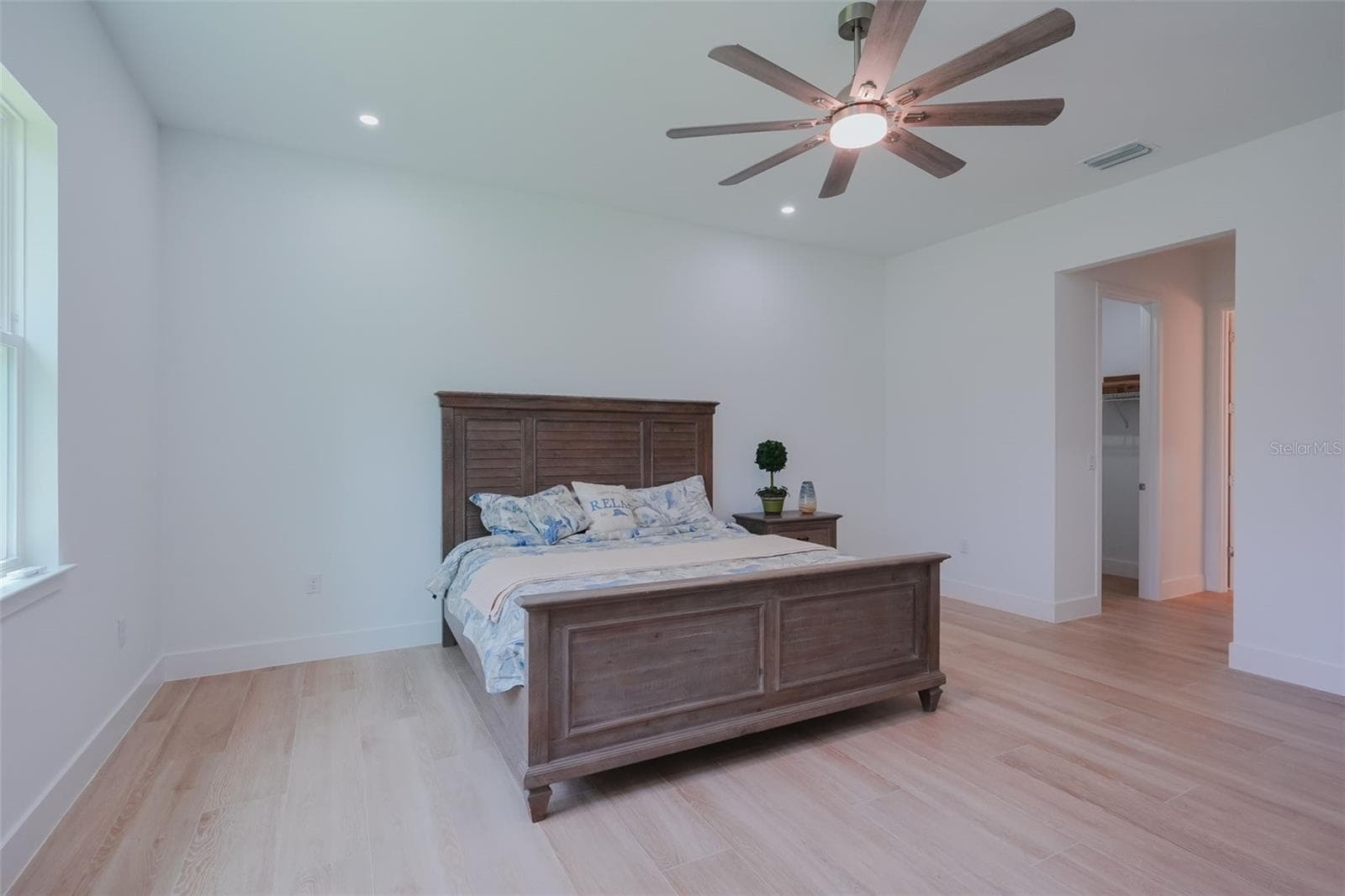 Primary Bedroom - 17460 MACASSAR RD, WEEKI WACHEE