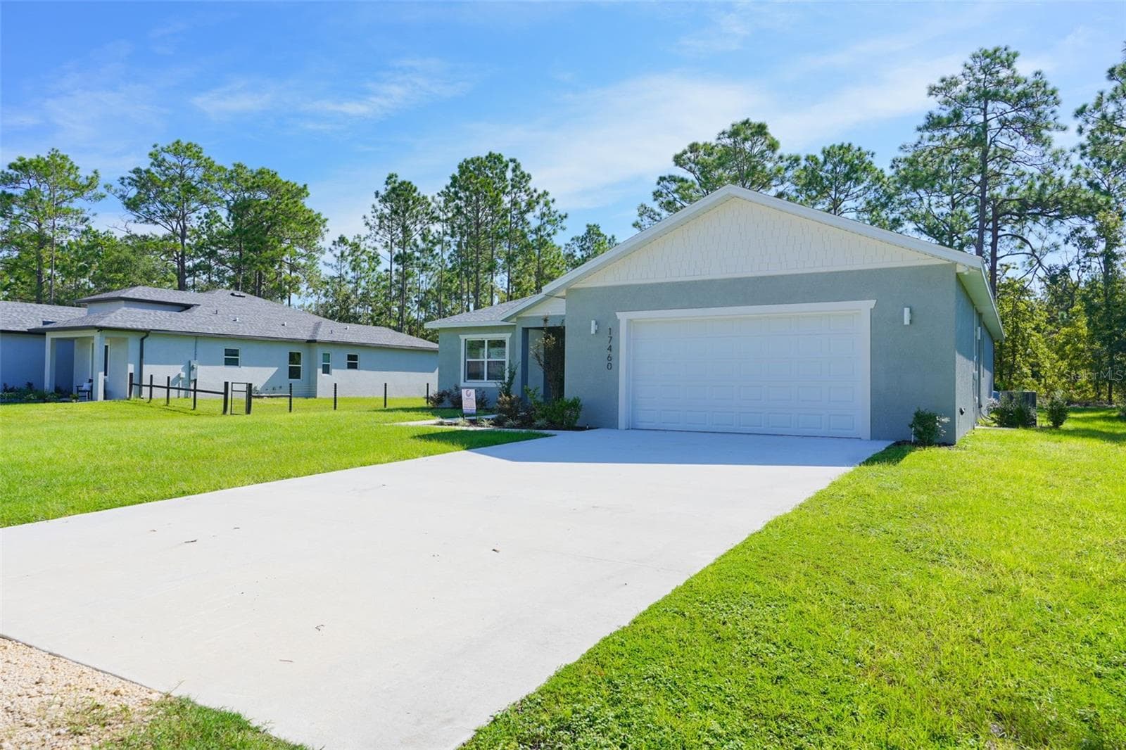 Front Exterior - 17460 MACASSAR RD, WEEKI WACHEE