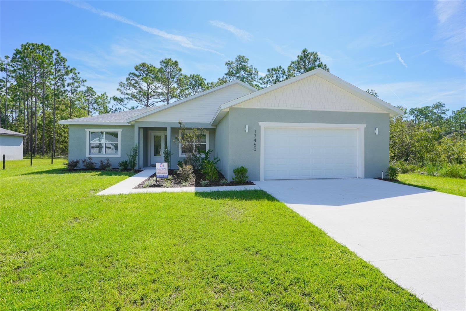 Front Exterior - 17460 MACASSAR RD, WEEKI WACHEE