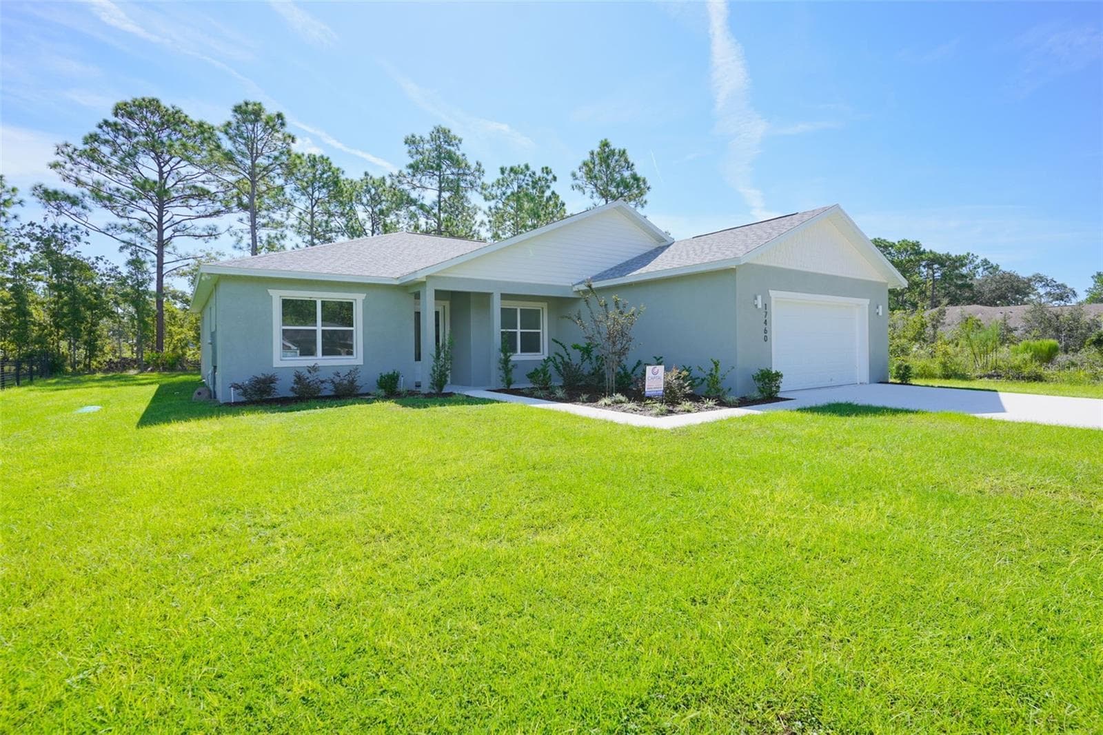 Front Exterior - 17460 MACASSAR RD, WEEKI WACHEE