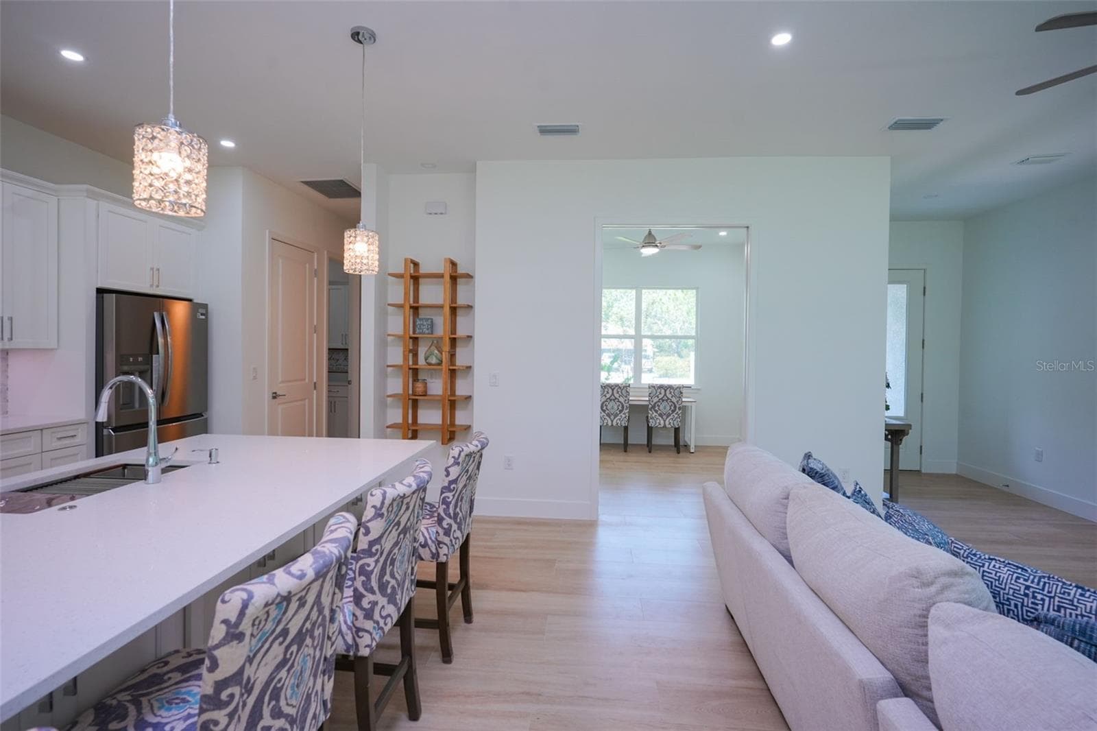 Kitchen/Living - 17460 MACASSAR RD, WEEKI WACHEE