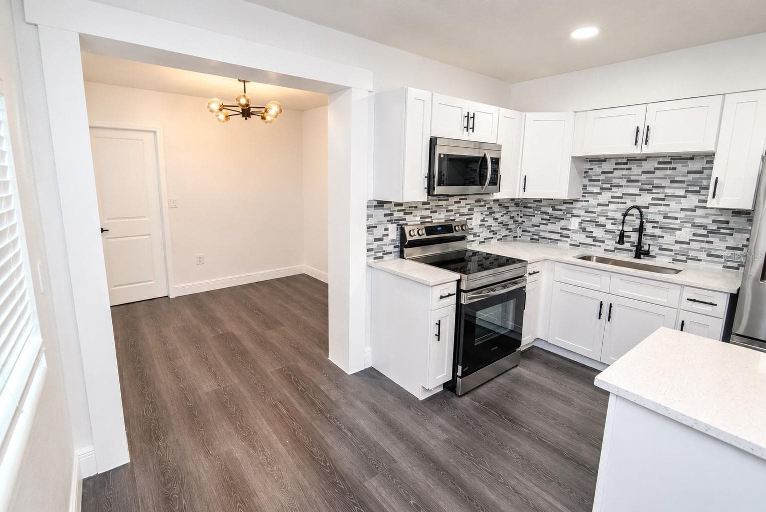 Single Family Residence at 3942 WELLS ST N, ORLANDO, photo 3 of 21