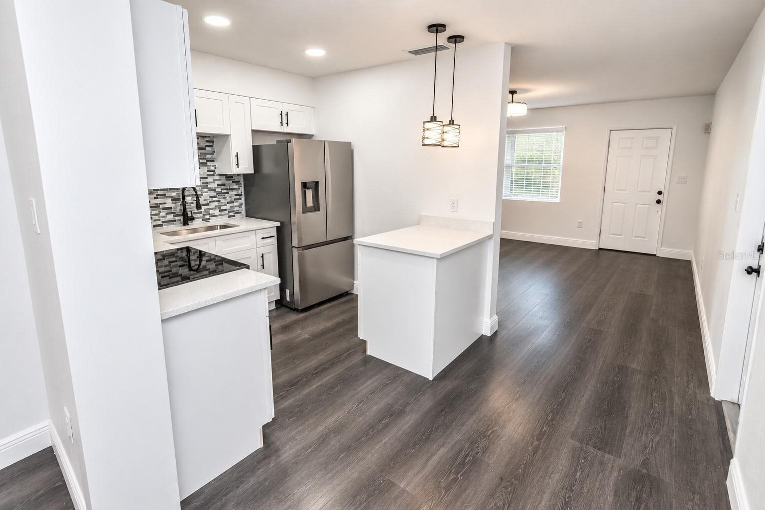 Single Family Residence at 3942 WELLS ST N, ORLANDO, photo 8 of 21