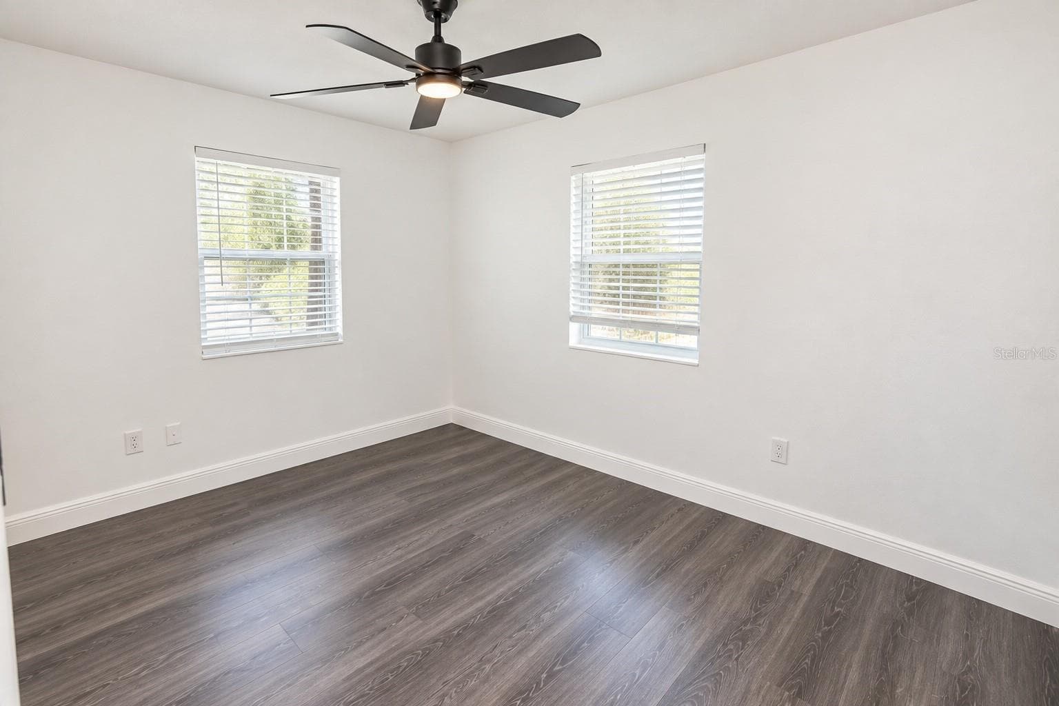 Single Family Residence at 3942 WELLS ST N, ORLANDO, photo 15 of 21