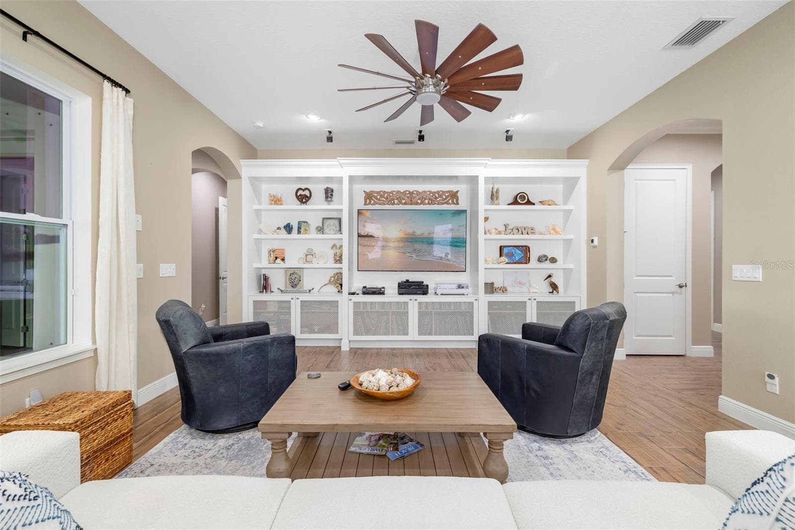 Custom Built Entertainment Center - 10107 CARNOUSTIE PL, BRADENTON