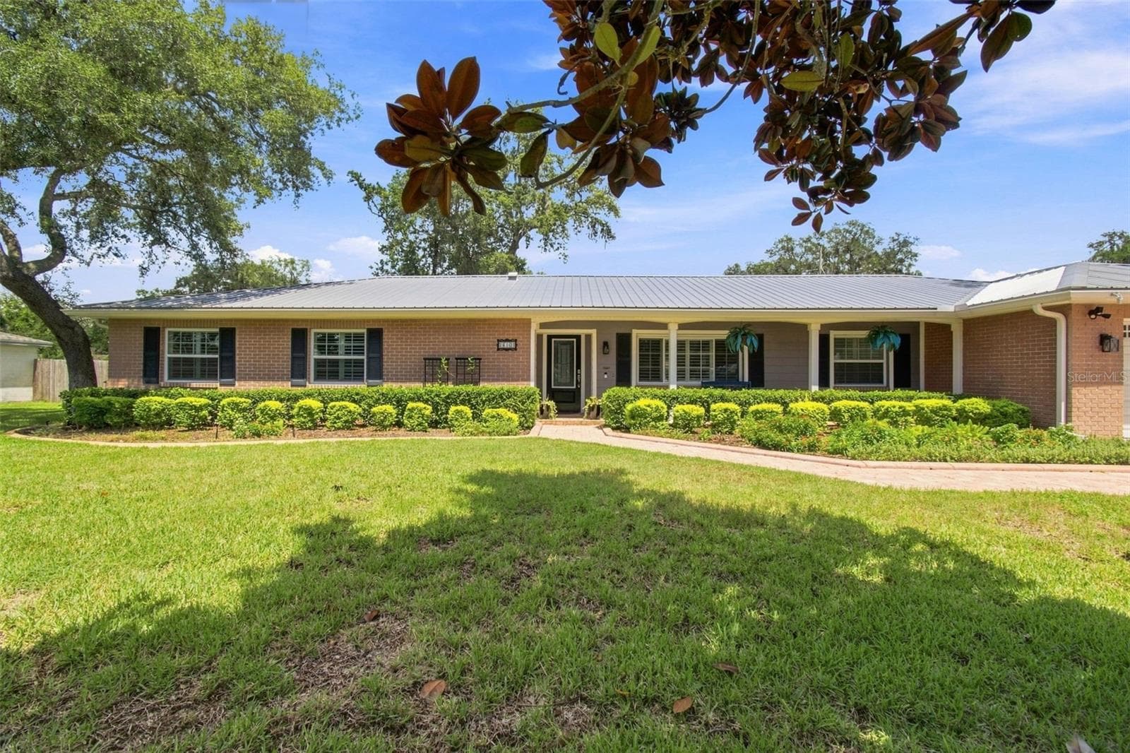 Single Family Residence at 610 HITCHING POST DR, BRANDON, photo 3 of 56