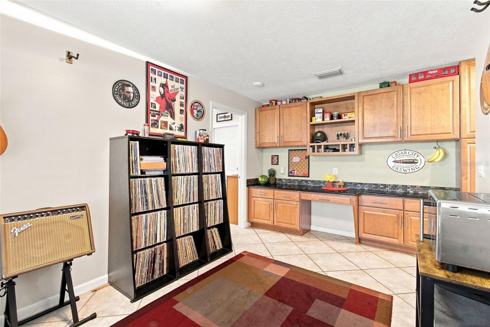 Single Family Residence at 610 HITCHING POST DR, BRANDON, photo 34 of 56