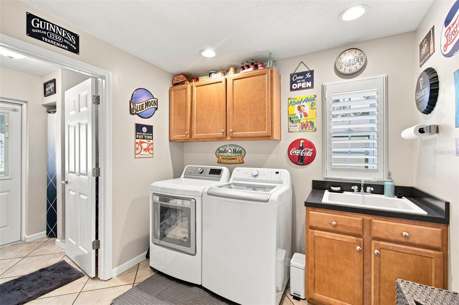 Single Family Residence at 610 HITCHING POST DR, BRANDON, photo 41 of 56