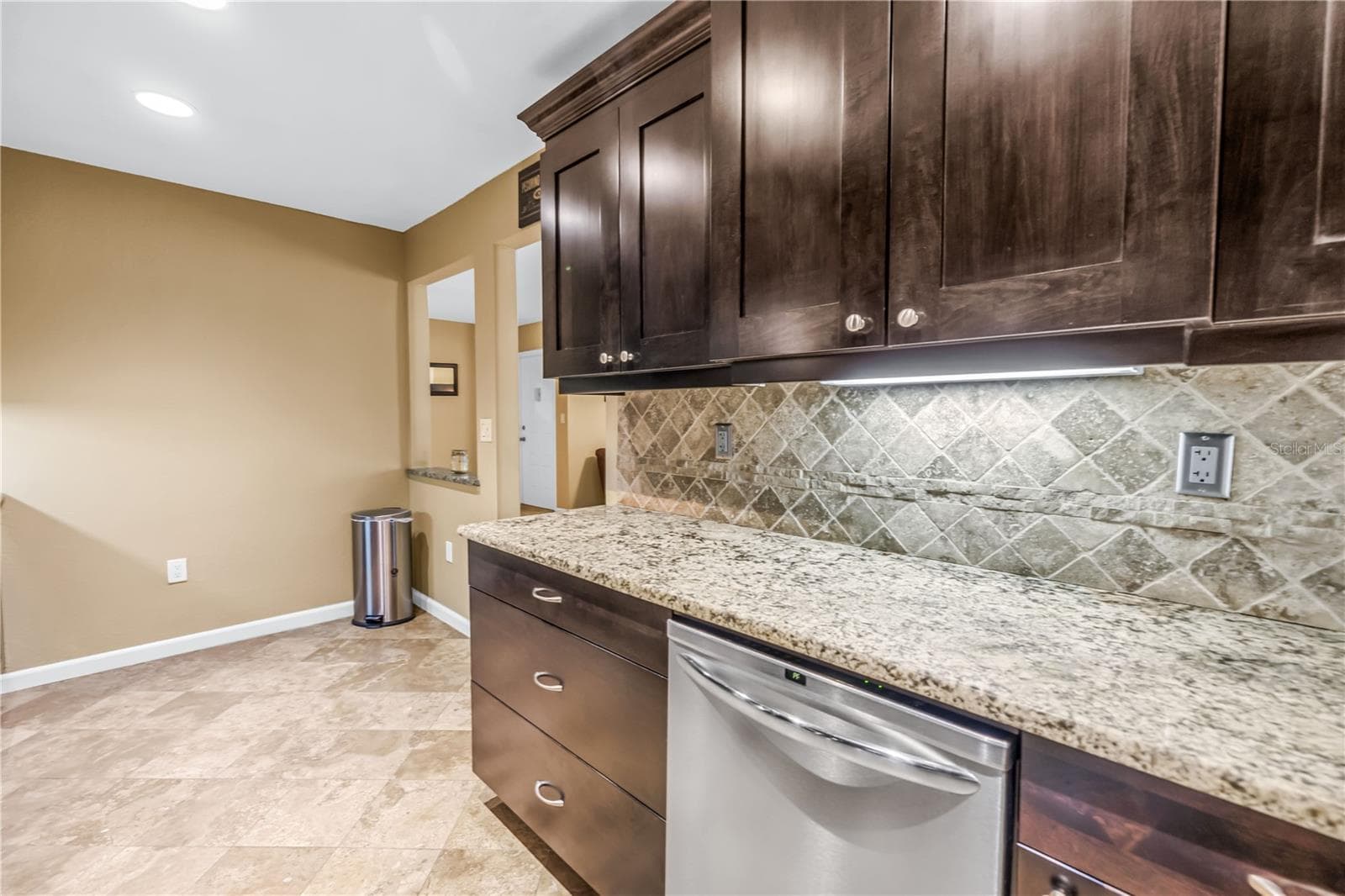 Condominium at 1290 PINE RIDGE CIR E #G2, TARPON SPRINGS, photo 28 of 59