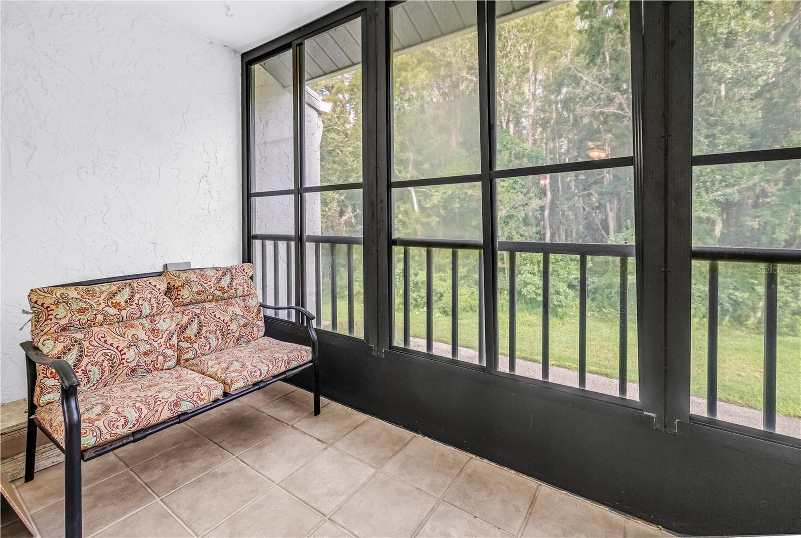Condominium at 1290 PINE RIDGE CIR E #G2, TARPON SPRINGS, photo 46 of 59