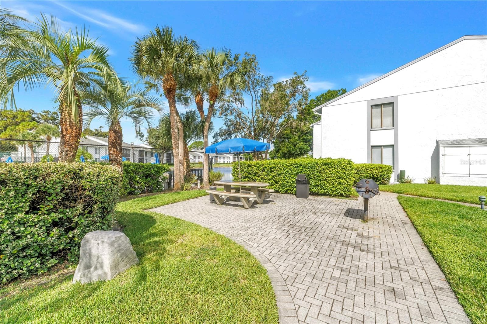 Condominium at 1290 PINE RIDGE CIR E #G2, TARPON SPRINGS, photo 53 of 59