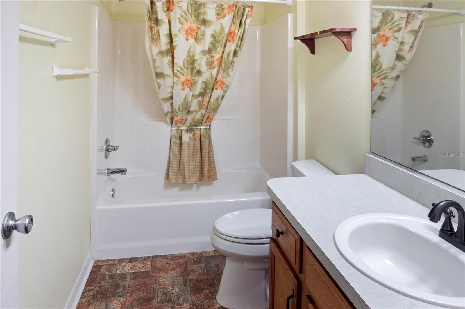 Single Family Residence at 16804 SE 96TH CHAPELWOOD CIR #52, THE VILLAGES, photo 47 of 62