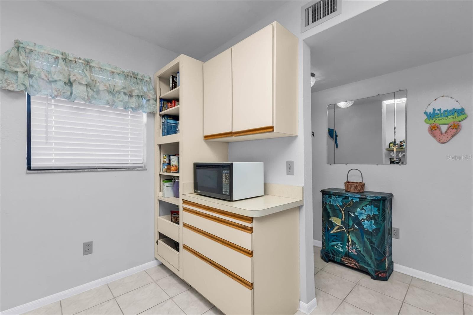 Condominium at 175 KINGS HWY #626, PUNTA GORDA, photo 4 of 34