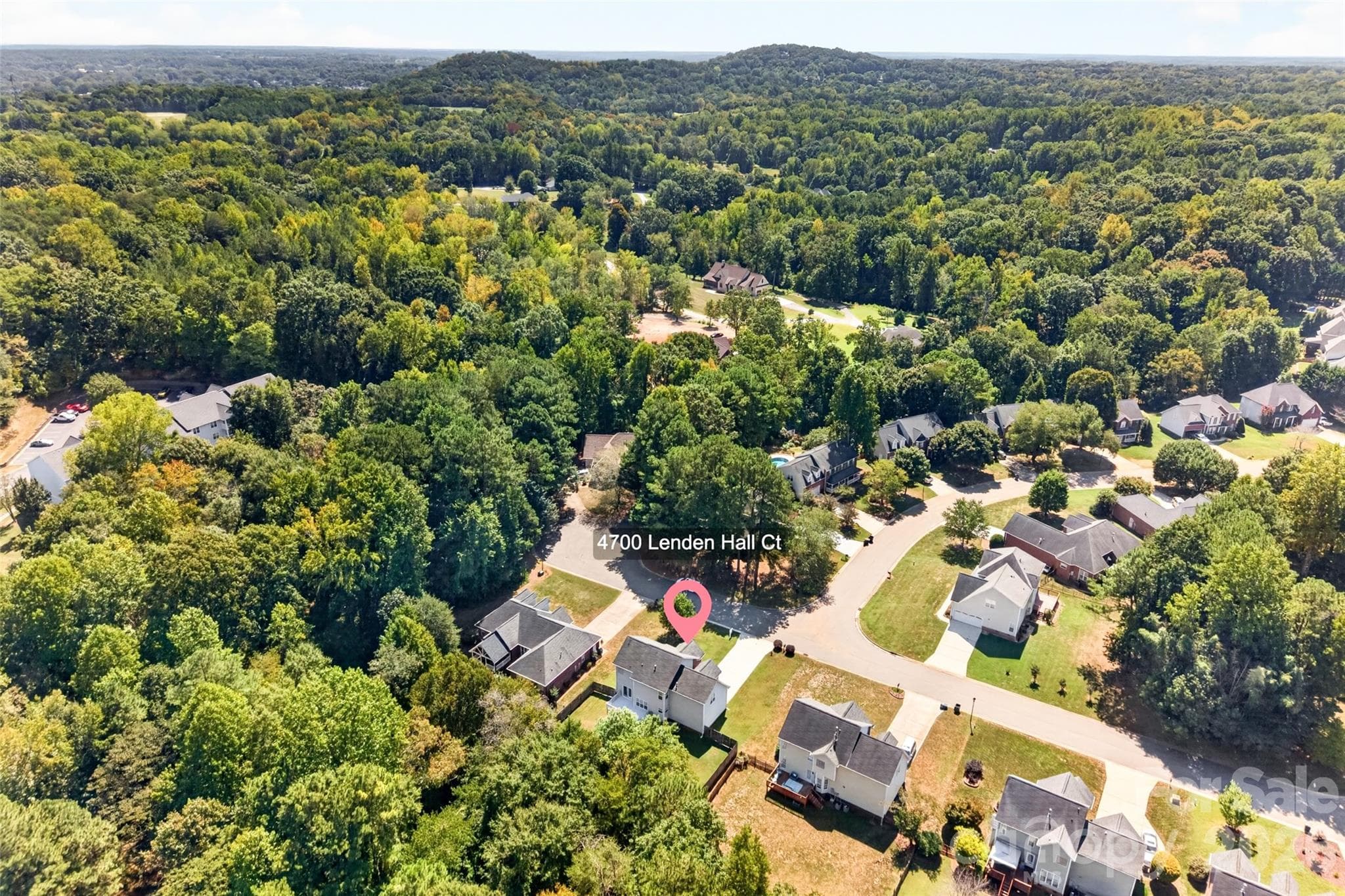 Single Family Residence at 4700 Lenden Hall Court, Gastonia, photo 8 of 48
