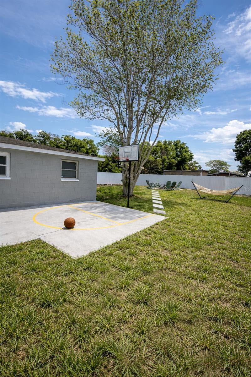 Single Family Residence at 2613 E 111TH AVE, TAMPA, photo 28 of 37