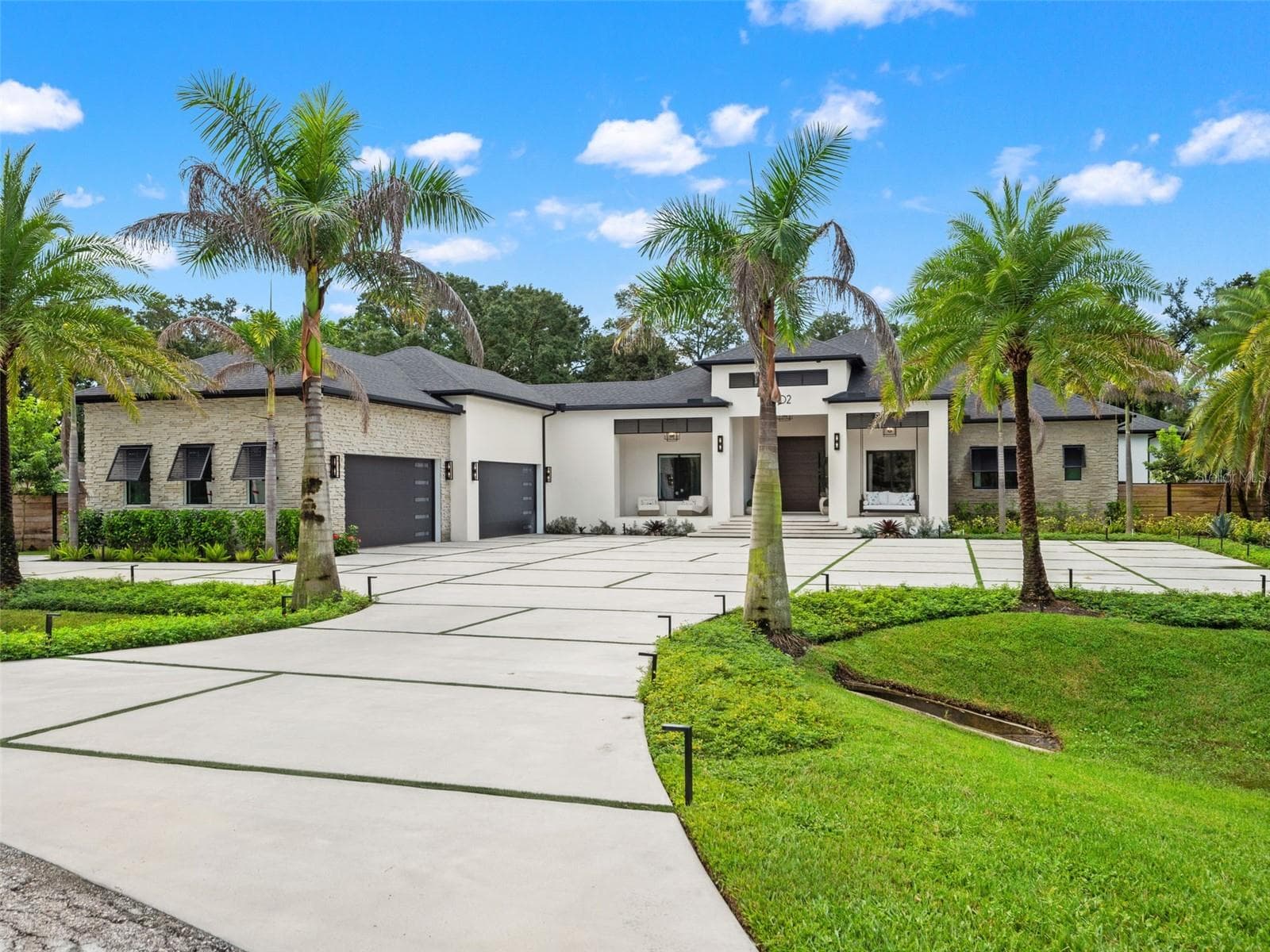 Single Family Residence at 17602 GRANDE ESTATES PL, LUTZ, photo 2 of 86