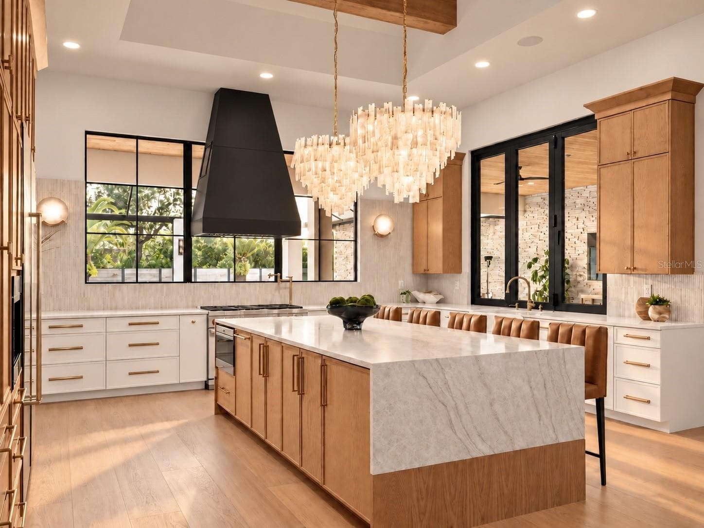 Single Family Residence at 17602 GRANDE ESTATES PL, LUTZ, photo 19 of 86