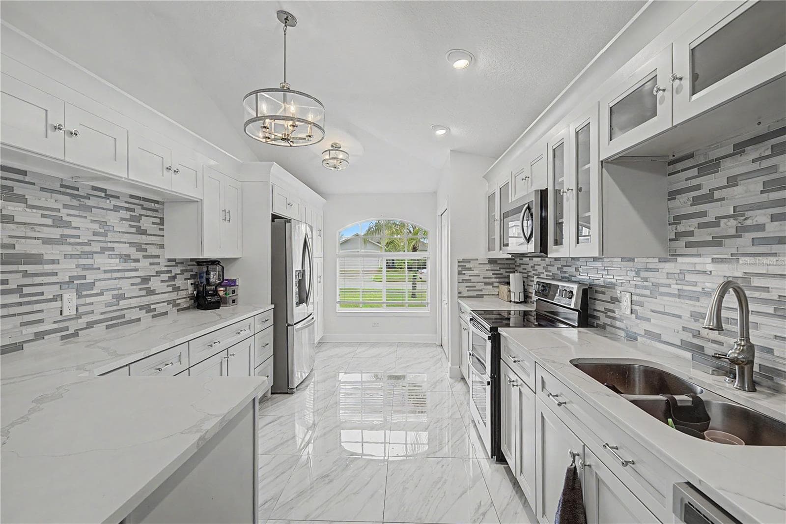 Single Family Residence at 212 ARBOR WOODS CIR, OLDSMAR, photo 6 of 52