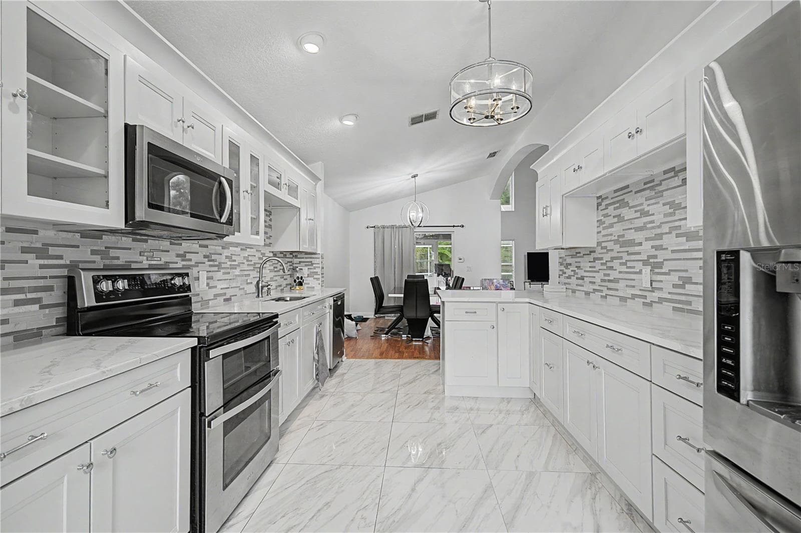 Single Family Residence at 212 ARBOR WOODS CIR, OLDSMAR, photo 7 of 52