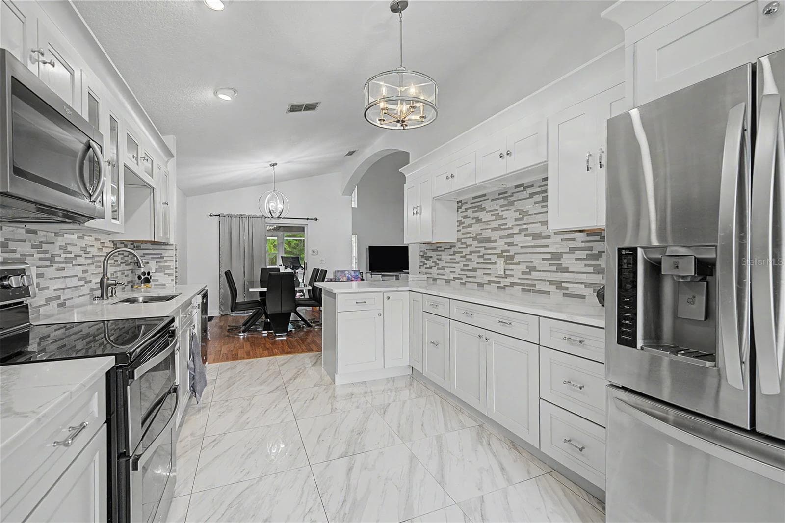 Single Family Residence at 212 ARBOR WOODS CIR, OLDSMAR, photo 9 of 52
