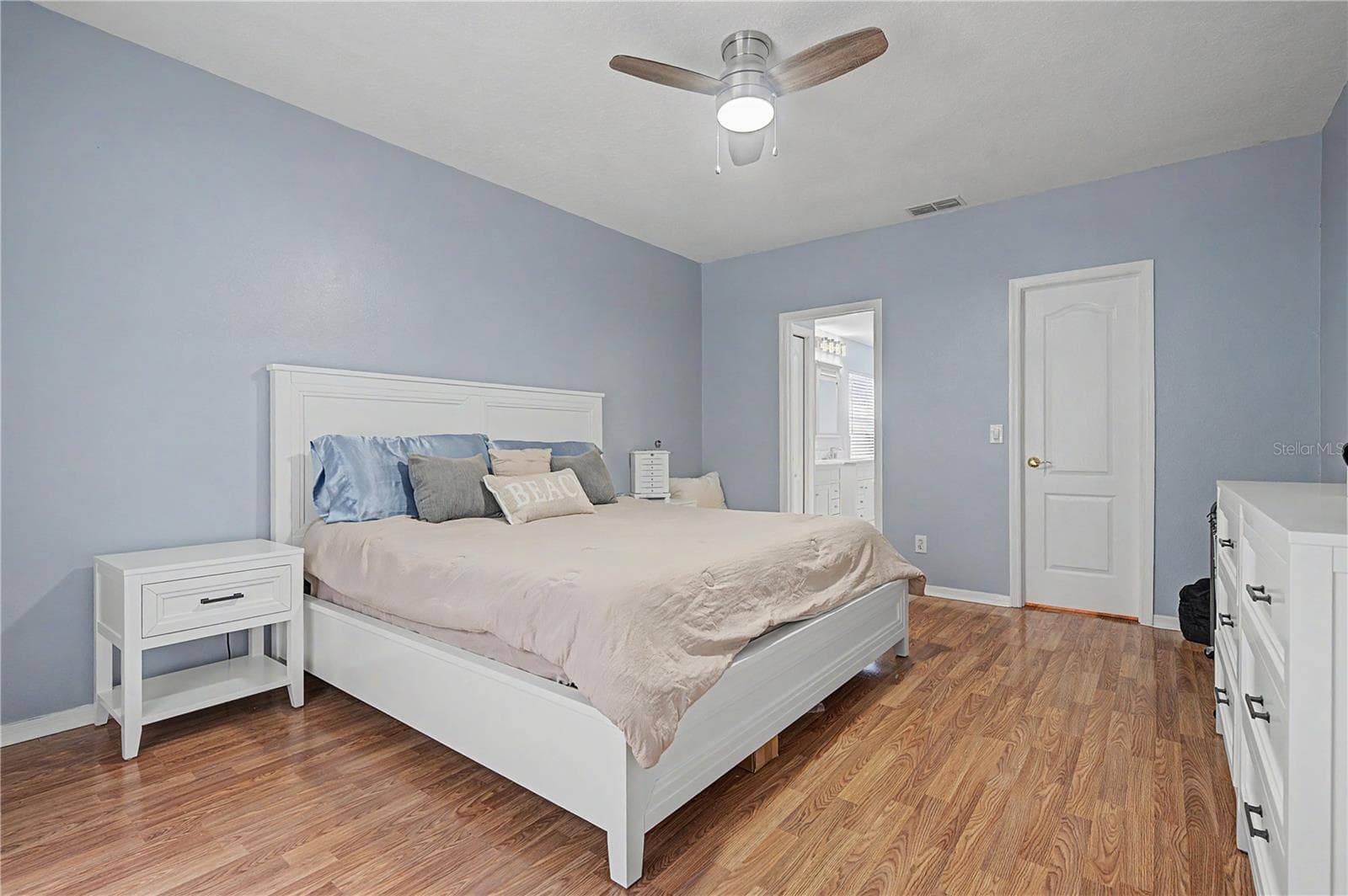 Single Family Residence at 212 ARBOR WOODS CIR, OLDSMAR, photo 17 of 52
