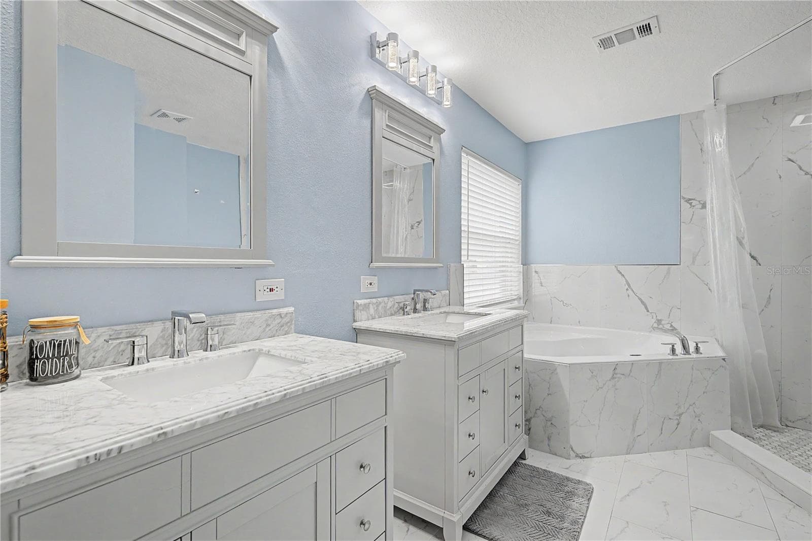 Single Family Residence at 212 ARBOR WOODS CIR, OLDSMAR, photo 19 of 52