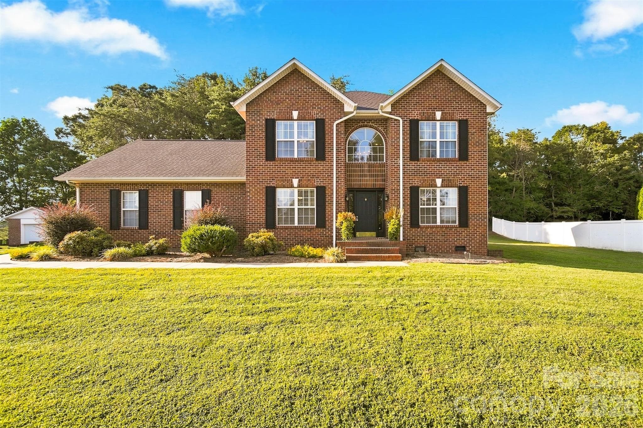 Single Family Residence at 5171 Butner Drive, Hickory, photo 4 of 46