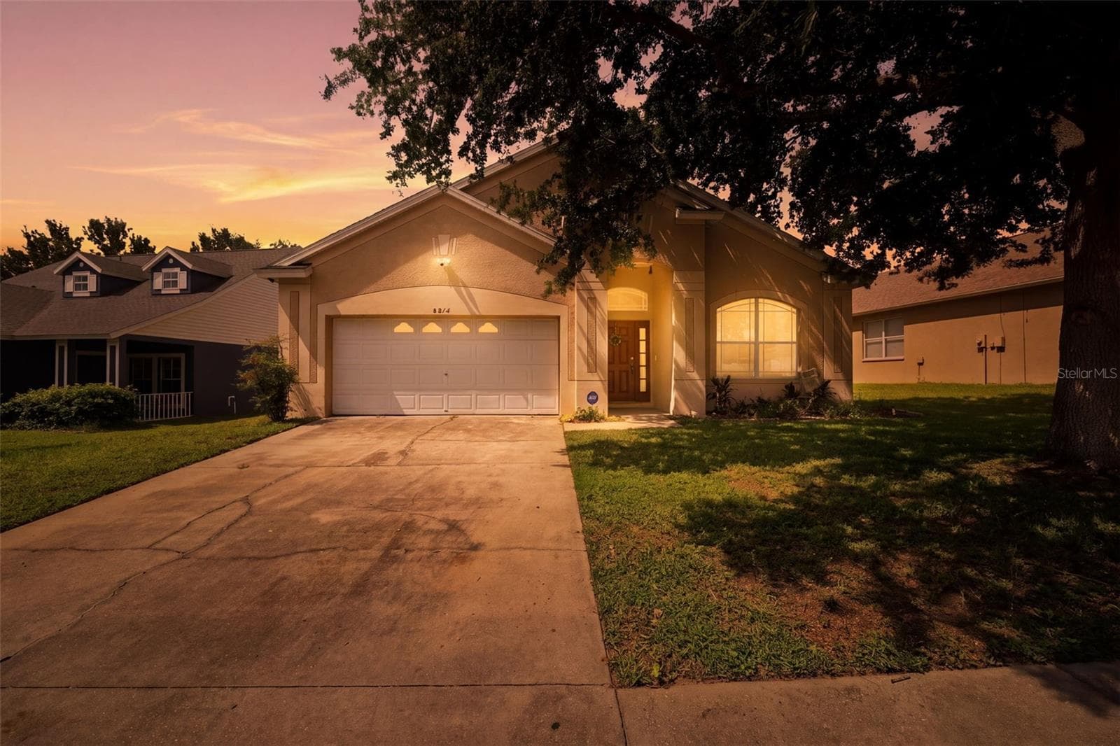 8814 SOUTHERN CHARM CIR