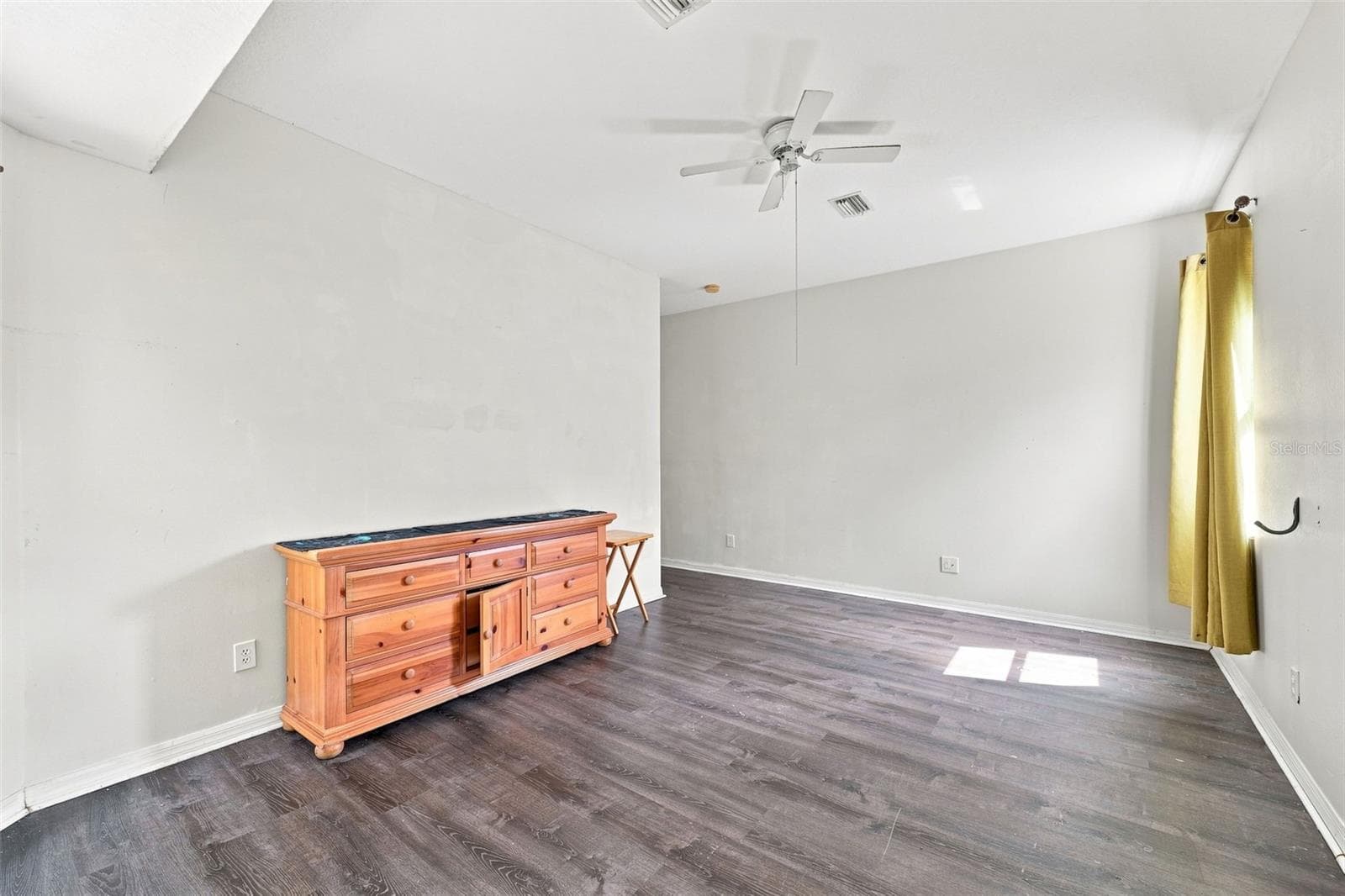 Primary Bedroom - 8814 SOUTHERN CHARM CIR, BROOKSVILLE