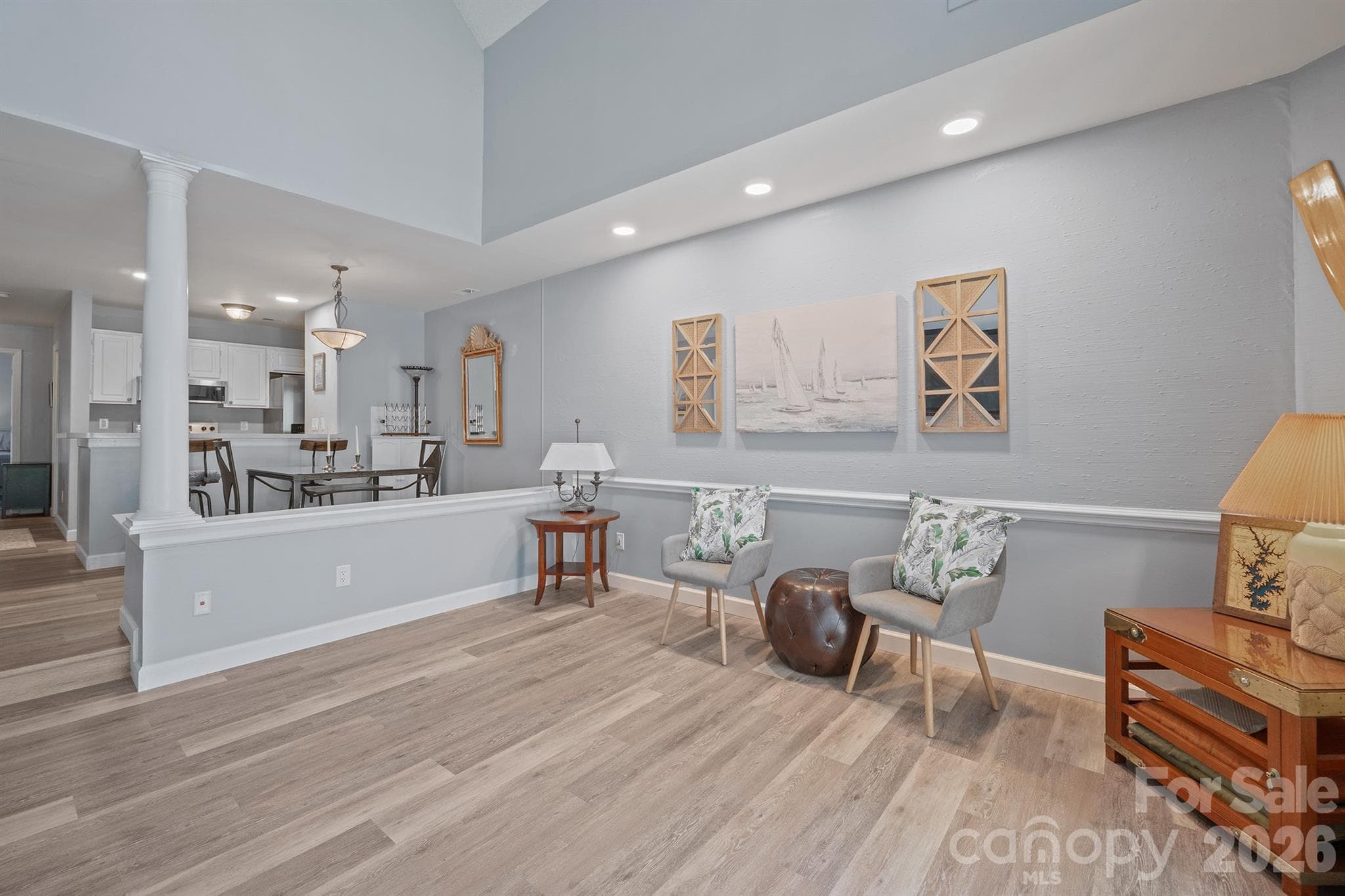 Half wall makes a nice separation for Dining area - 327 Northwest Drive, Davidson