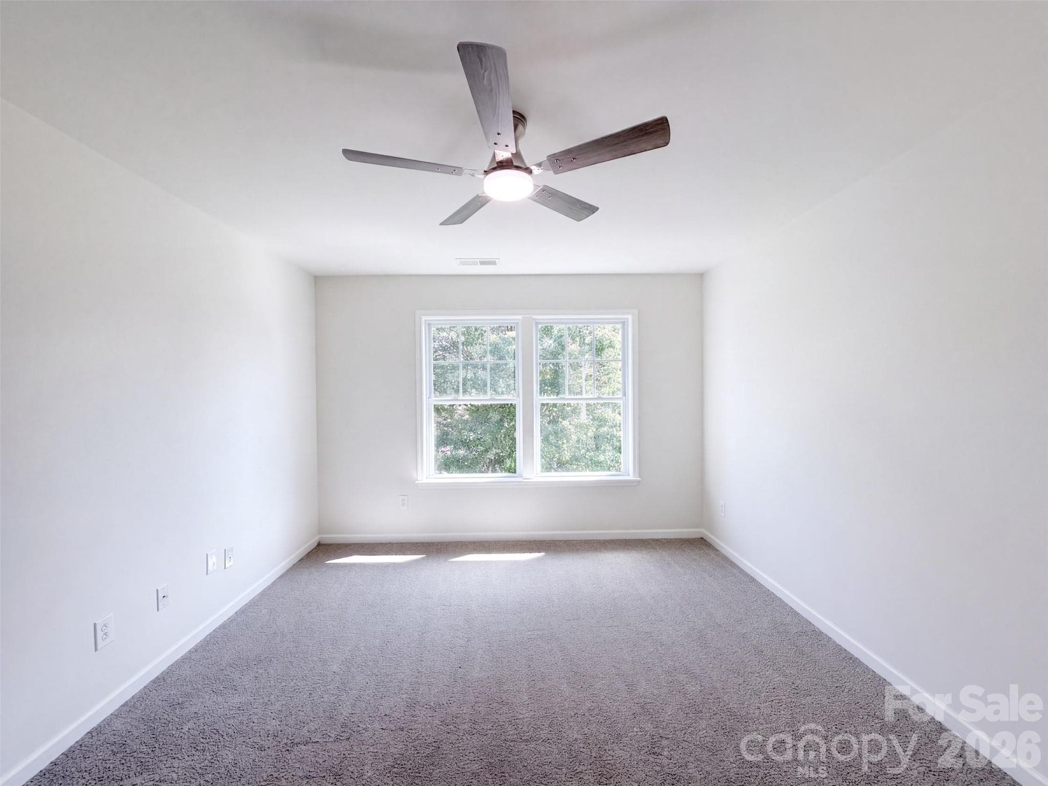Single Family Residence at 164 Altondale Drive, Statesville, photo 4 of 17