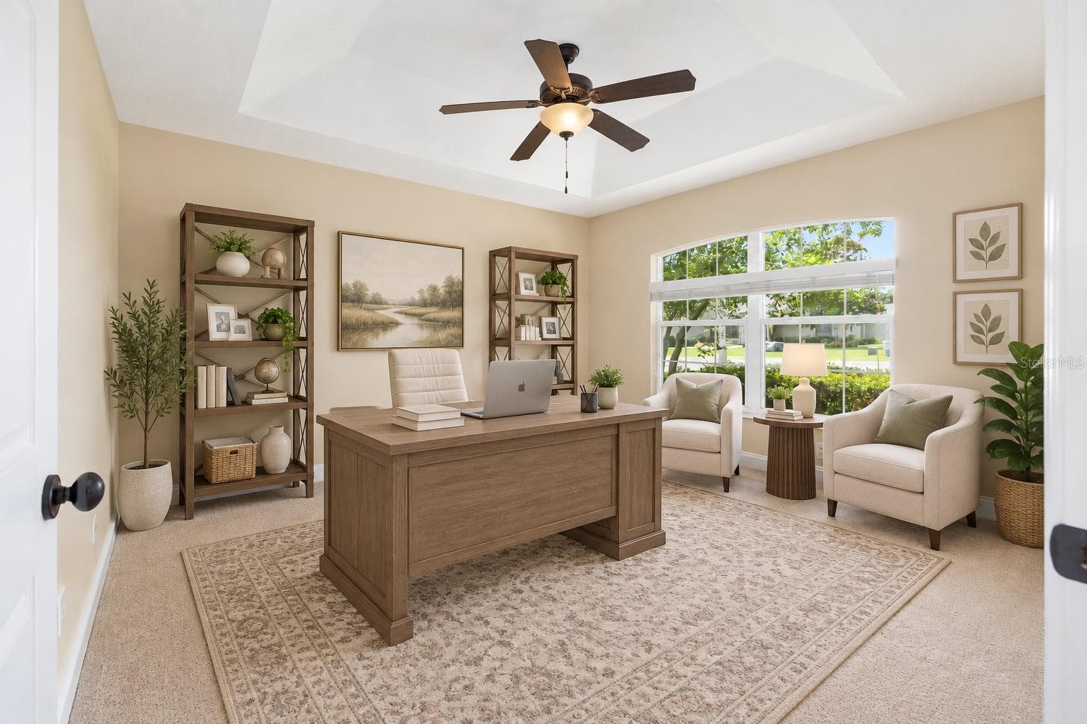 Den in the front - 915 SE 69TH AVE, OCALA