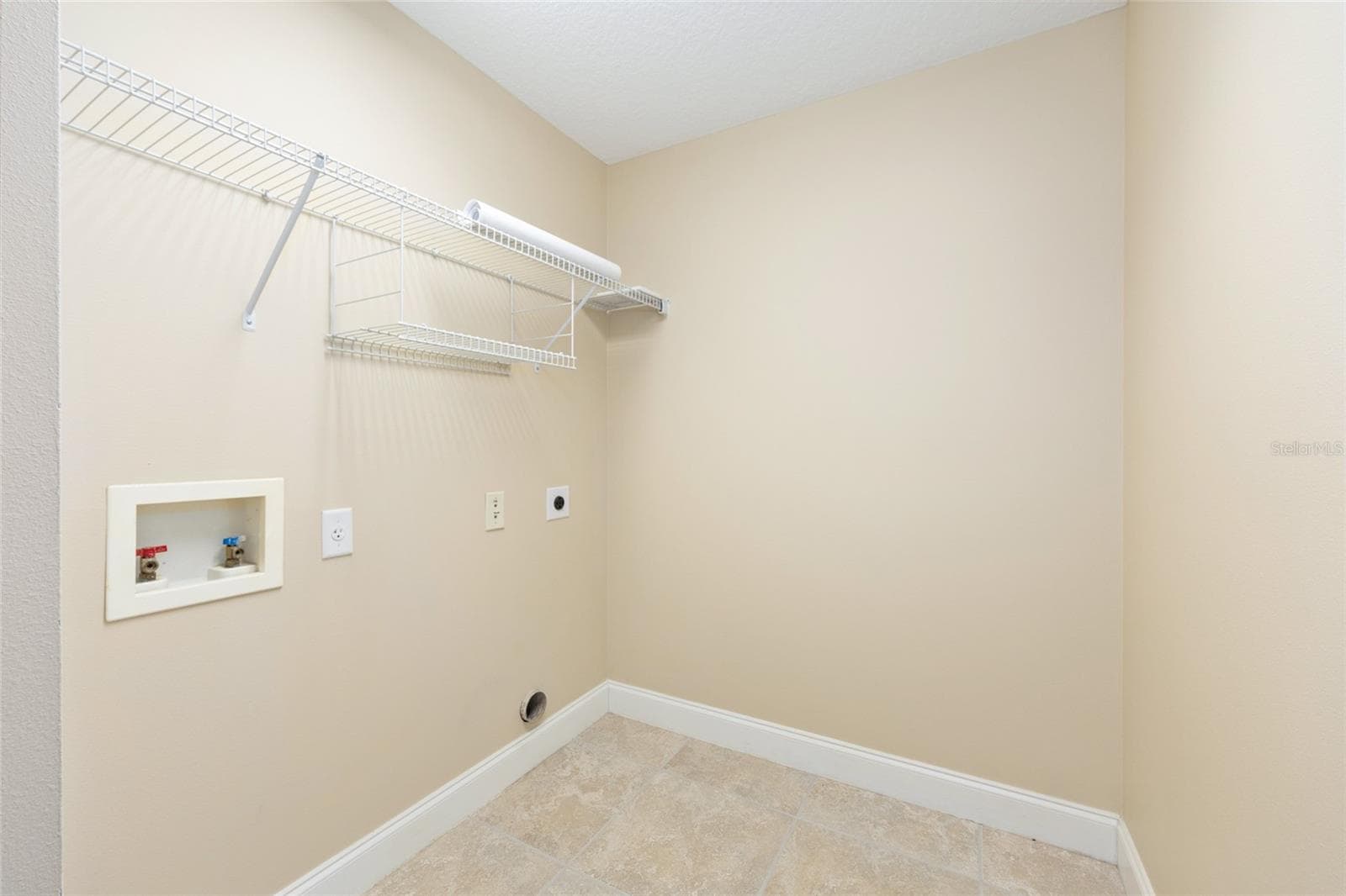 Laundry room - 915 SE 69TH AVE, OCALA