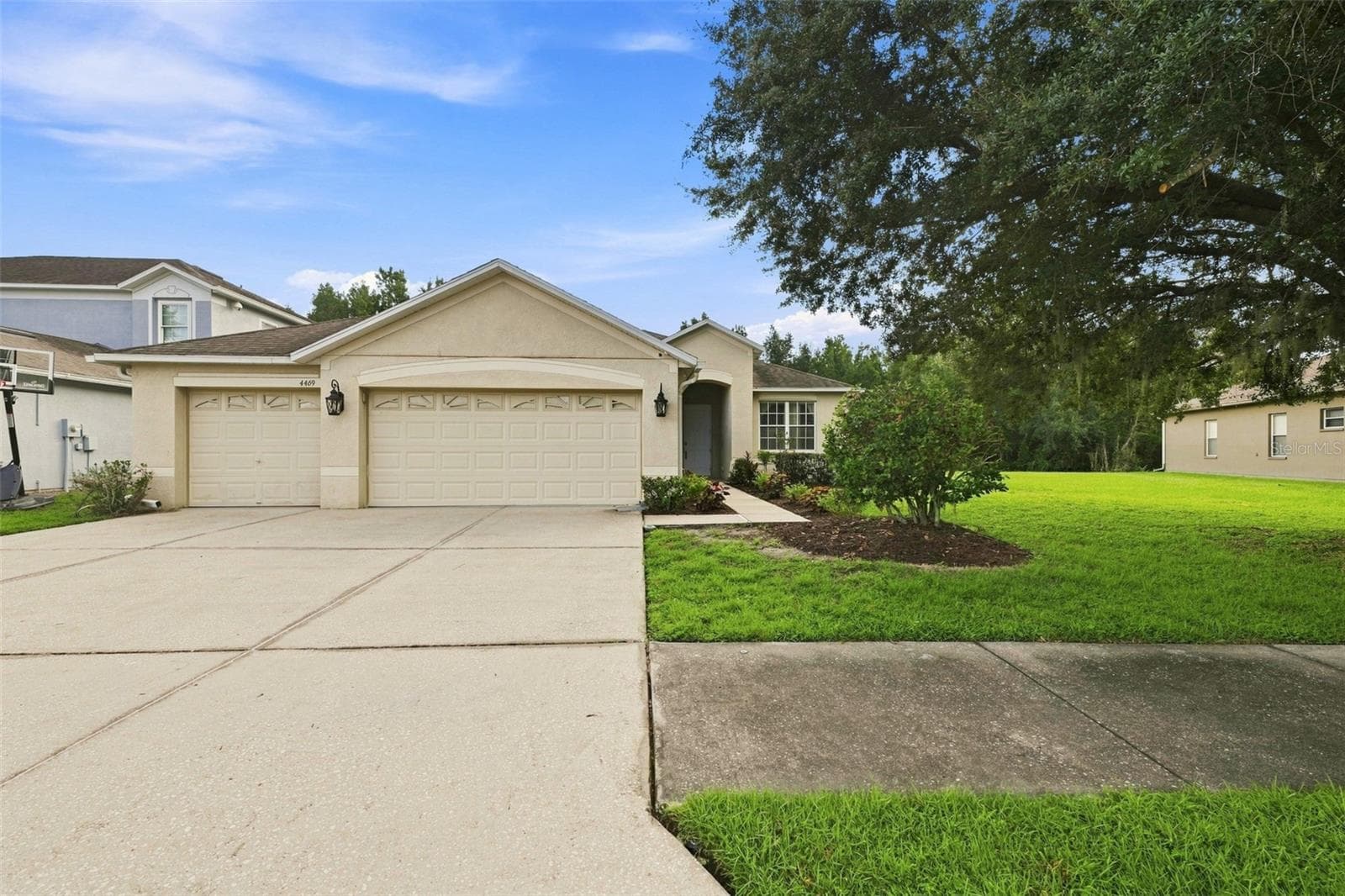 4469 STONEY RIVER DR
